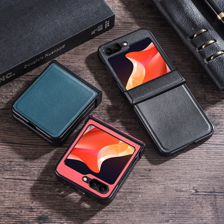 Three-stage Folding Leather Texture Phone Case, For Samsung Galaxy Z Flip6 / Flip7 FE, For Samsung Galaxy Z Flip5