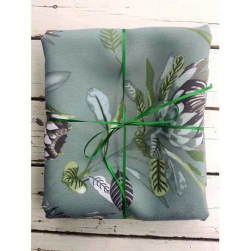 Pastel Green Potea tablecloth 6-8 seater (250x150cm)